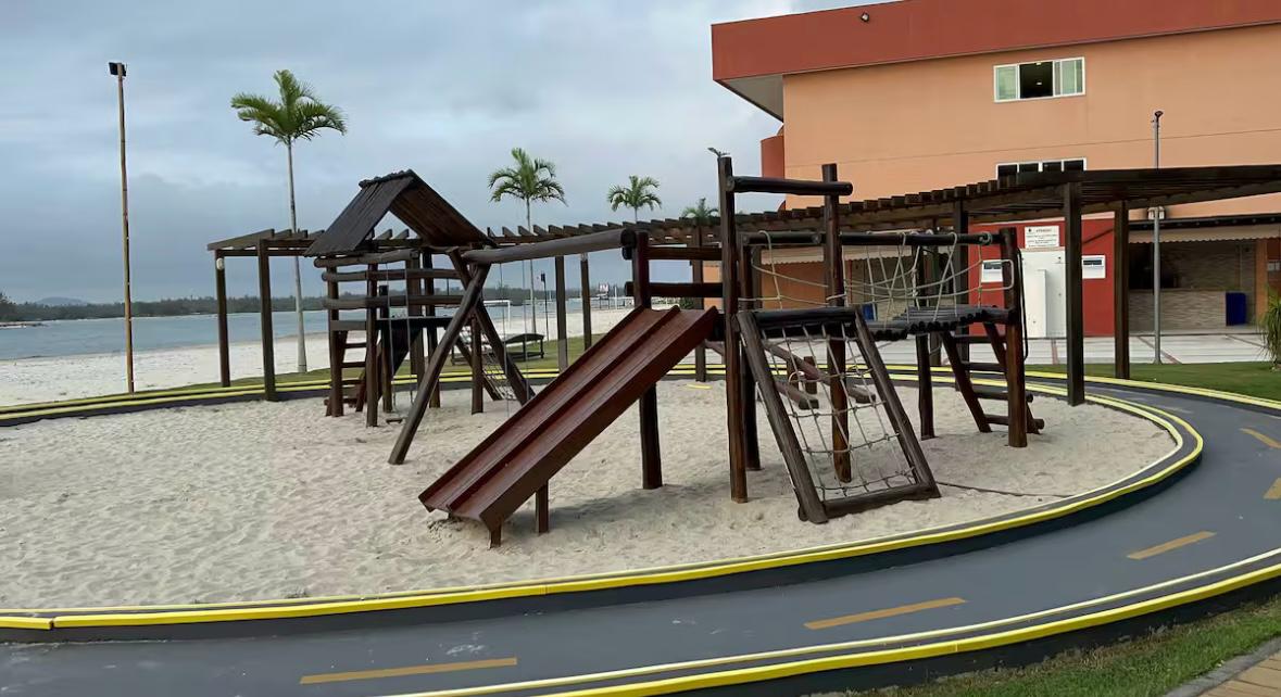 Criança brincando
